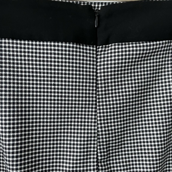 Vince camuto black and white skirt - Picture 4 of 5